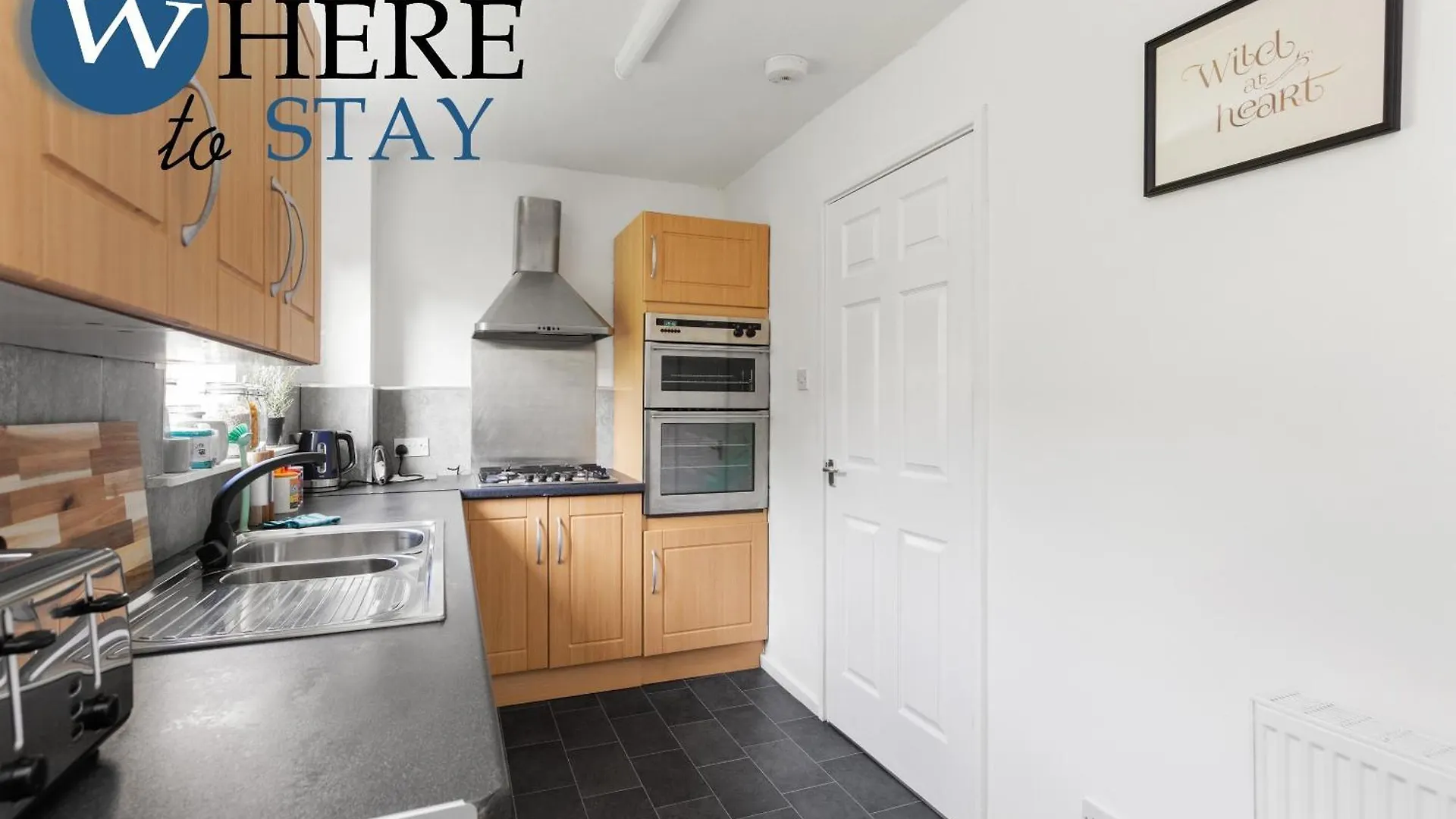 Lovely 2 Bedroom House Edinburgh